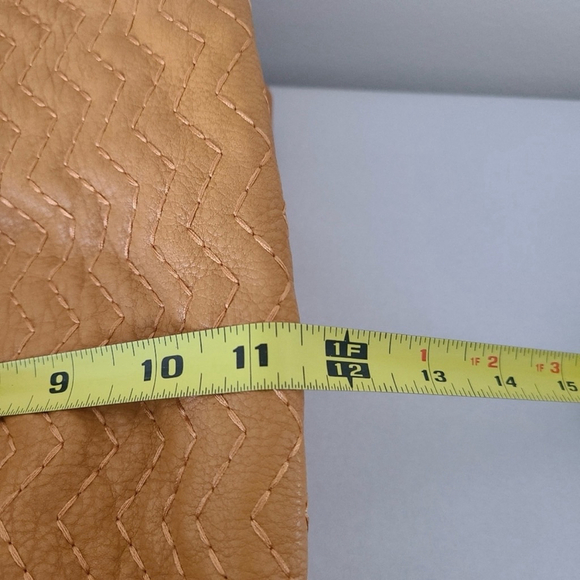 NWOT Big Buddha Mustard Yellow Vegan Leather Herringbone Pattern Shoulder Bag - Picture 10 of 10
